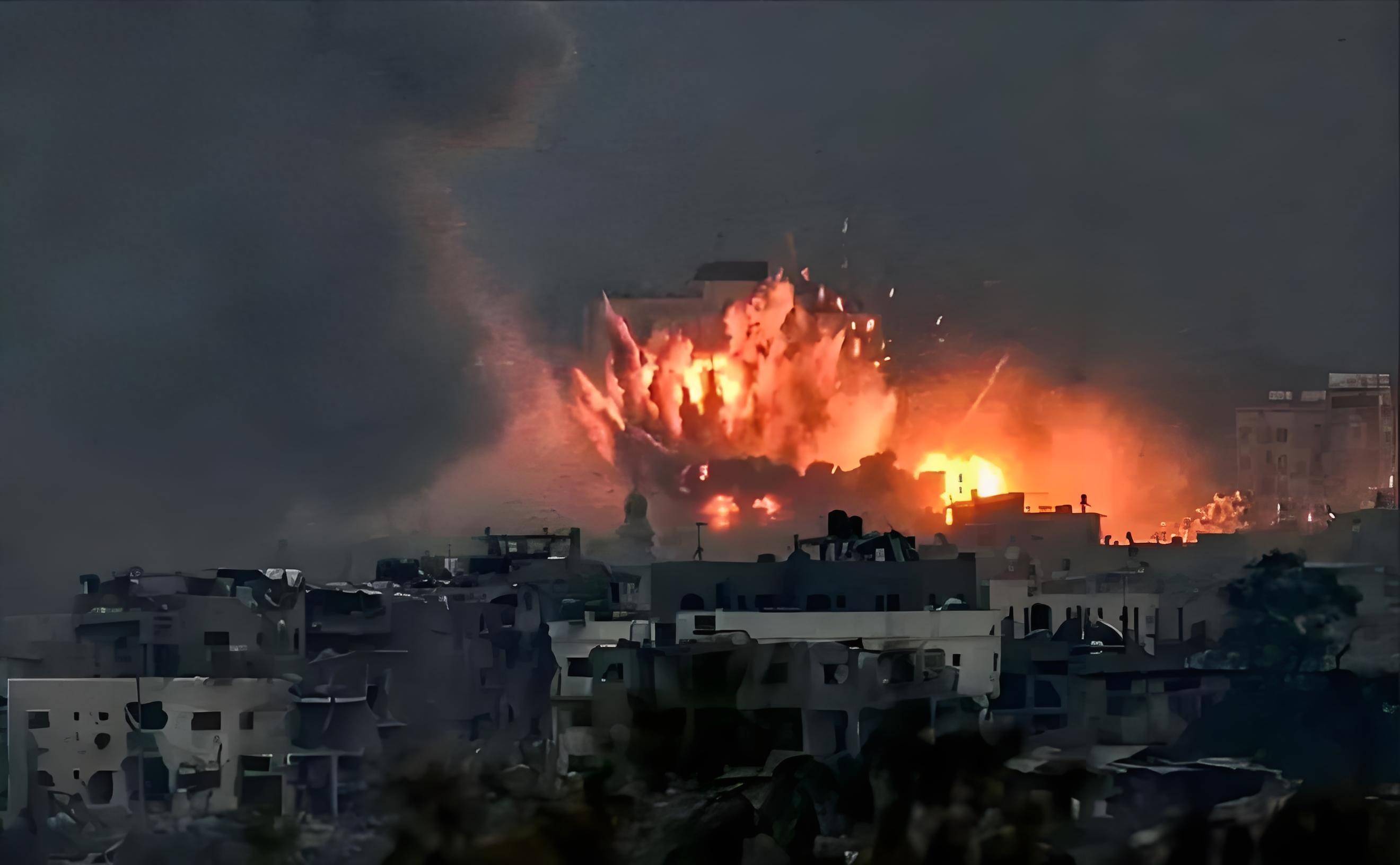 九州官方网站-红牌飞出！比赛陷入混乱，局势扭转的简单介绍