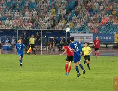 九州娱乐登录入口-球队三连败引发球迷不满，呼吁全力支持(三支球队怎样决定胜负)